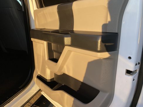 Used 2021 Ford F250 XL w/ STX Appearance Package image 10