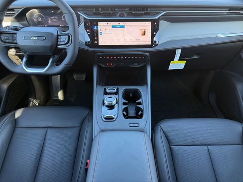 New 2026 Jeep Cherokee Limited image 10