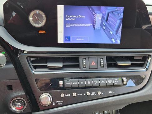 Used 2023 Lexus ES 350 w/ Premium Package FWD image 7