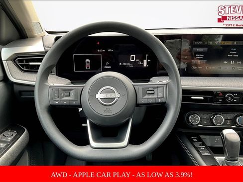 New 2025 Nissan Kicks SV w/ SV Premium Package image 15