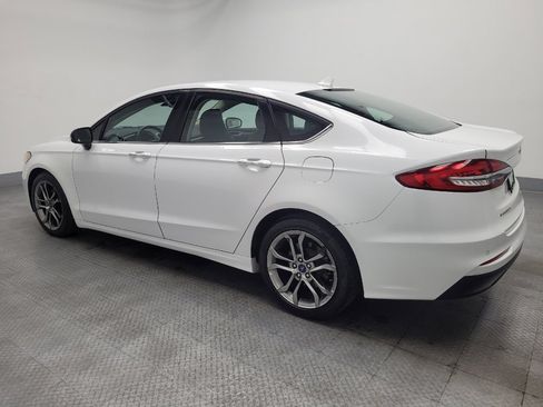 Used 2020 Ford Fusion SEL image 3