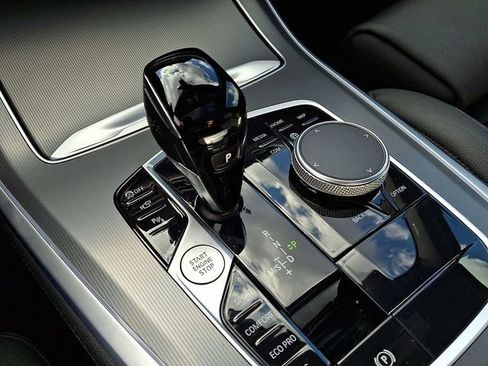 Certified 2022 BMW X5 xDrive40i w/ Parking Assistance Package image 18