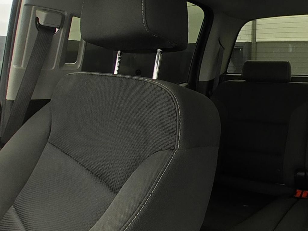 Used 2016 Chevrolet Silverado 1500 LT w/ All Star Edition RWD image 9