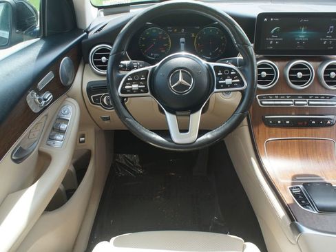 Used 2020 Mercedes-Benz GLC 300 image 5