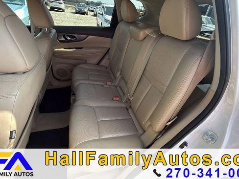 Used 2015 Nissan Rogue SL w/ SL Premium Package FWD image 13