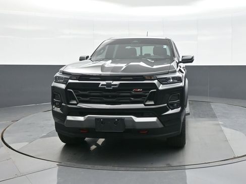 Used 2023 Chevrolet Colorado Z71 w/ Z71 Convenience Package 2 AWD/4WD image 2