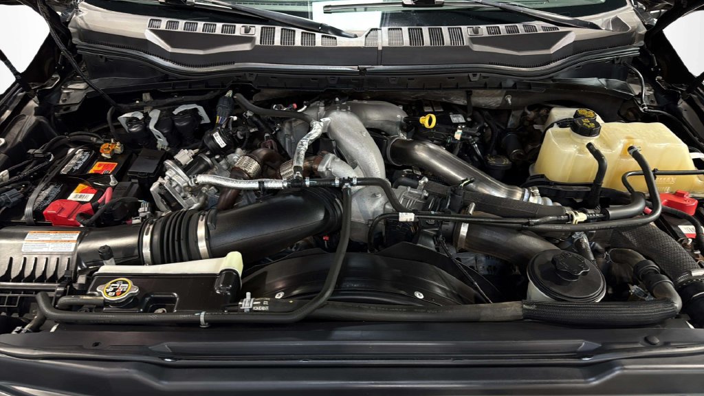Used 2021 Ford F450 Lariat w/ Lariat Ultimate Package AWD/4WD image 39