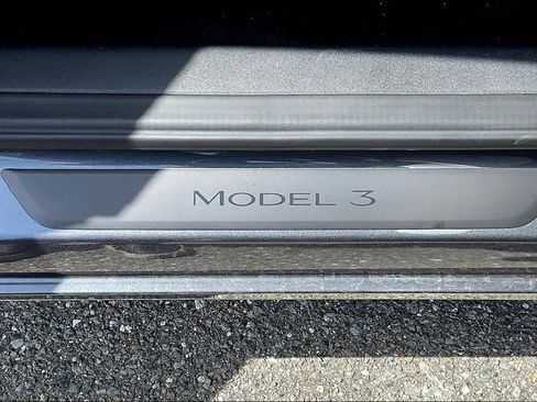 Used 2023 Tesla Model 3 Standard Range RWD image 28