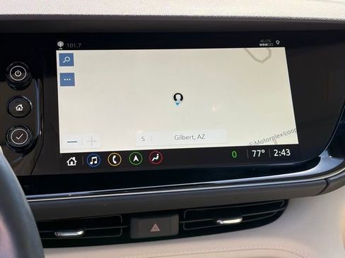 Used 2023 Buick Envision Avenir image 19