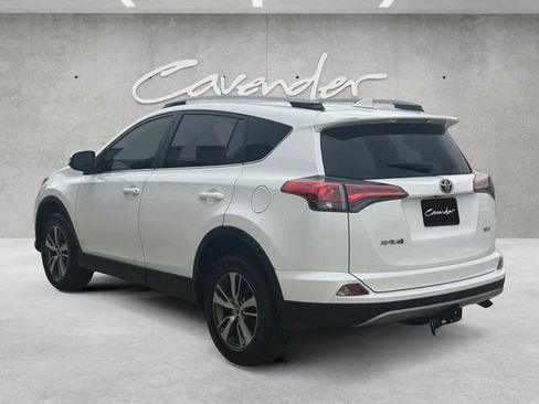 Used 2017 Toyota RAV4 XLE w/ Plus Extra Value Package FWD image 15