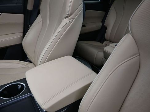 Used 2023 Acura MDX SH-AWD w/ Advance Package image 14