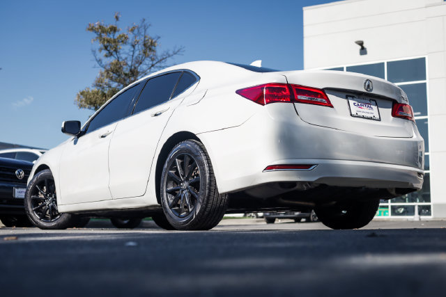 Used 2019 Acura TLX FWD image 2
