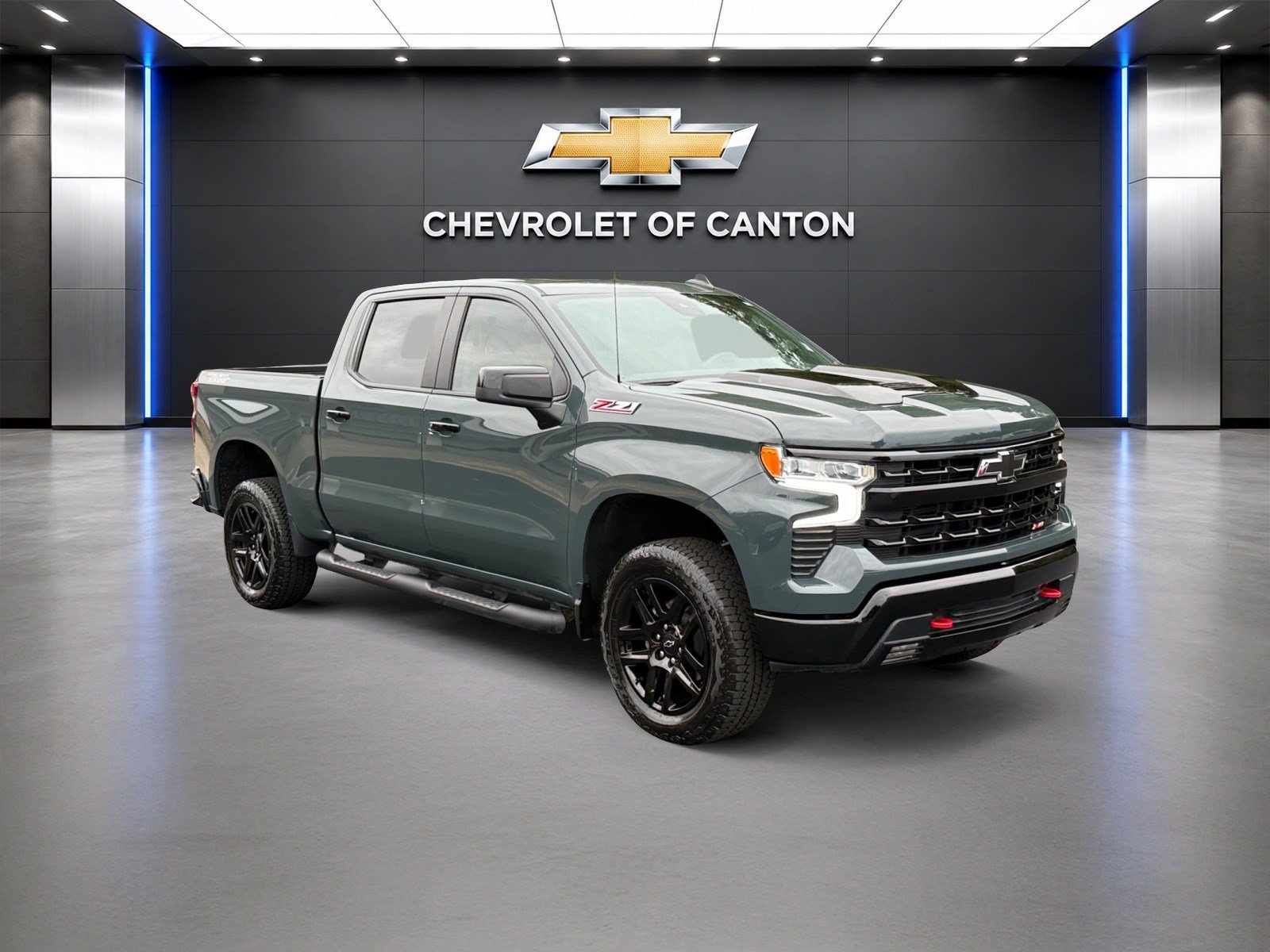 Used 2026 Chevrolet Silverado 1500 LT Trail Boss w/ Convenience Package II AWD/4WD image 3