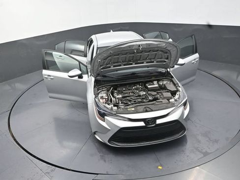 Used 2024 Toyota Corolla LE FWD image 40