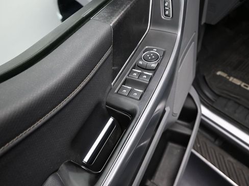 Used 2021 Ford F150 XLT w/ Equipment Group 302A High image 17