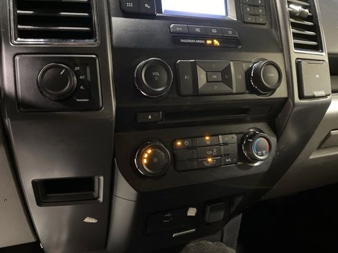 Used 2018 Ford F150 XLT image 21