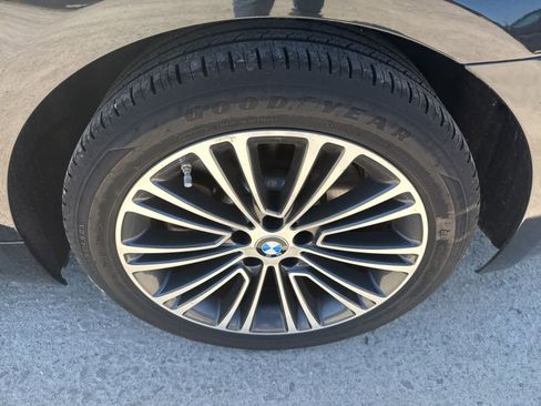 Used 2019 BMW 540i xDrive w/ Convenience Package AWD/4WD image 7