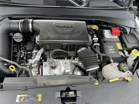 Used 2025 Jeep Compass Trailhawk AWD/4WD image 19