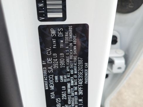 Used 2025 Kia K4 FWD image 32