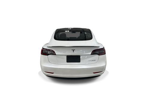 Certified 2022 Tesla Model 3 Performance AWD/4WD image 9
