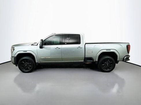 Used 2024 GMC Sierra 2500 AT4 w/ AT4 Premium Plus Package AWD/4WD image 5