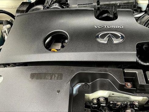 Certified 2019 INFINITI QX50 Luxe w/ Navigation Package AWD/4WD image 30