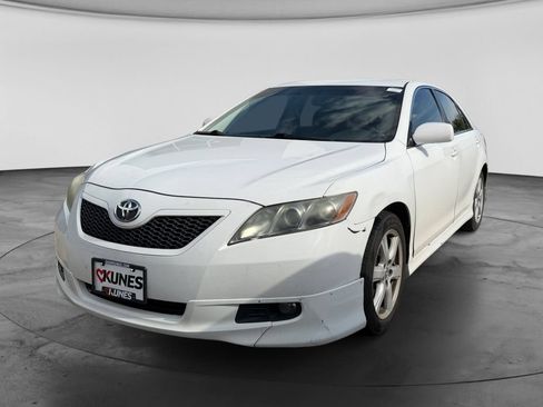 Used 2008 Toyota Camry SE FWD image 4