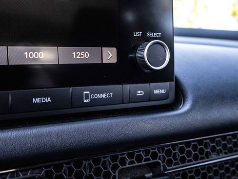 Used 2024 Honda HR-V LX image 30