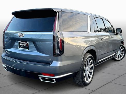 Used 2021 Cadillac Escalade ESV Premium Luxury Platinum image 12