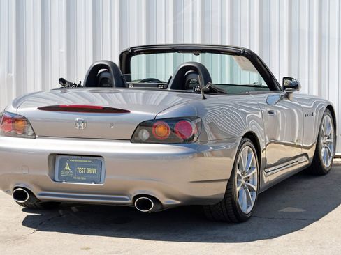 Used 2005 Honda S2000 image 38