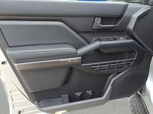 New 2025 Toyota 4Runner TRD Off-Road image 12