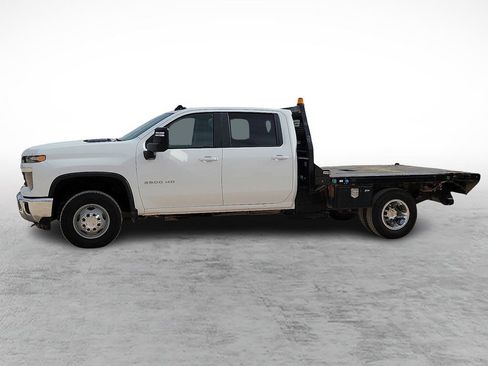 Used 2024 Chevrolet Silverado 3500 LT w/ Convenience Package image 6