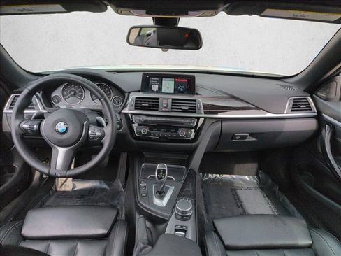 Used 2019 BMW 440i xDrive Convertible w/ M Sport Package image 18
