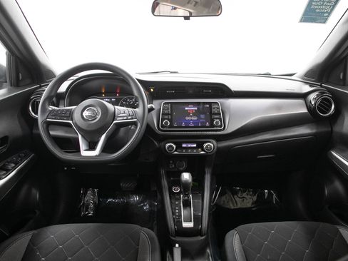 Used 2019 Nissan Kicks SV w/ Exterior Package FWD image 15