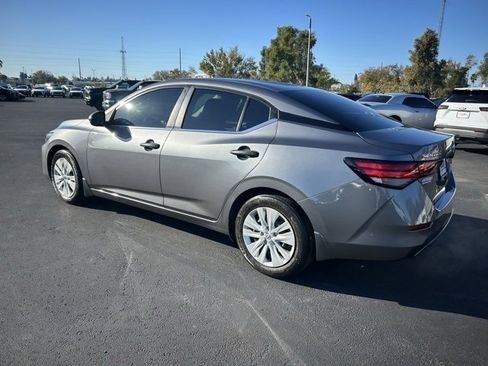 Used 2024 Nissan Sentra S image 4