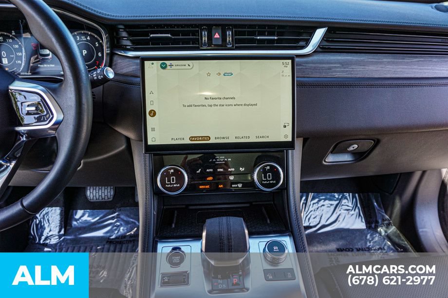 Used 2023 Jaguar F-PACE S AWD/4WD image 39