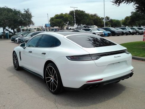 Used 2022 Porsche Panamera Platinum Edition RWD image 9