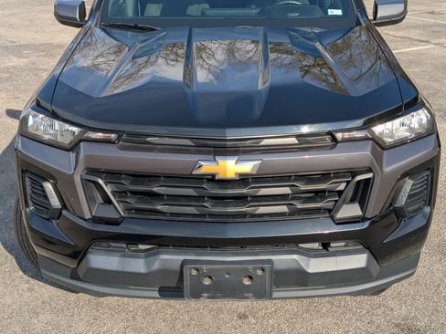 Used 2023 Chevrolet Colorado LT image 12