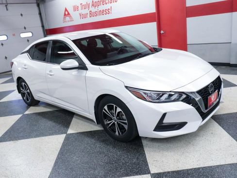 Used 2021 Nissan Sentra SV w/ Trunk Package image 3