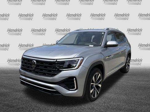 Used 2025 Volkswagen Atlas SEL Premium R-Line image 7