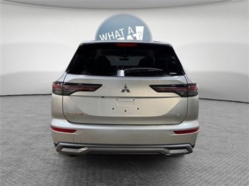 New 2026 Mitsubishi Outlander SE image 5