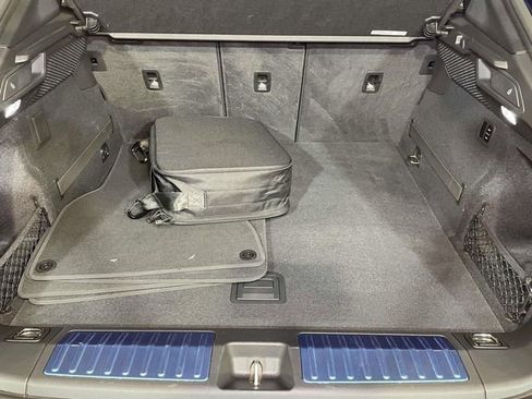 Certified 2025 Porsche Macan 4 Electric image 20