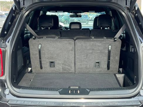 Certified 2022 Ford Explorer ST-Line w/ Class IV Trailer Tow Package image 38