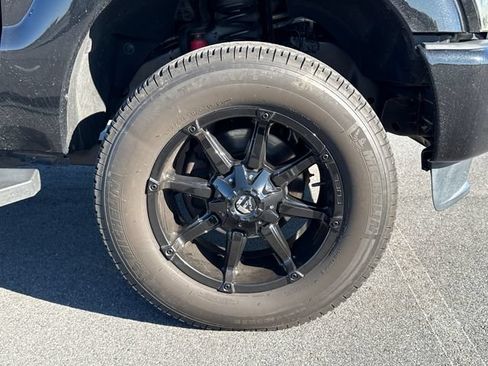 Used 2014 Ford F250 Platinum w/ FX4 Off-Road Package AWD/4WD image 11