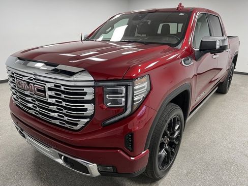 Used 2023 GMC Sierra 1500 Denali w/ Denali Reserve Package image 4