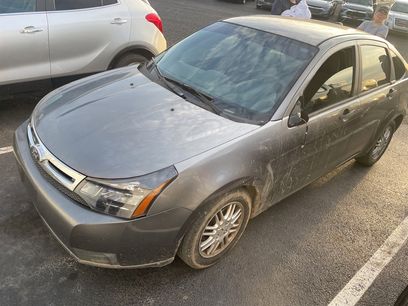 Used 2010 Ford Focus SE