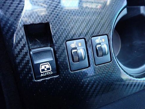 Used 2020 Toyota 4Runner TRD Off-Road Premium image 18