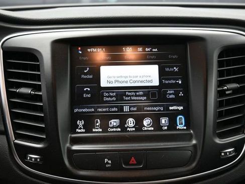 Used 2015 Chrysler 200 Limited w/ Spring Special Group FWD image 24