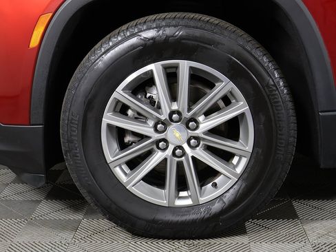 Used 2023 Chevrolet Traverse LT w/ LPO, Floor Liner Package image 22