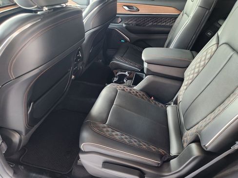 New 2026 Jeep Grand Cherokee L Summit AWD/4WD image 22